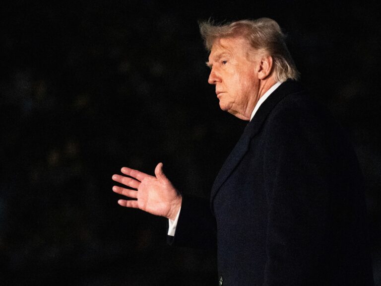 ترمب يلوح بتفجير جزيرة خارك ويدعو الناتو للمعونة بفتح هرمز | أخبار