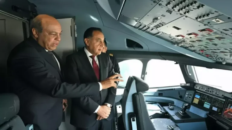 مصر تعلن عن أكبر صفقة طائرات في تاريخها بضم 16 طائرة عملاقة لنقل 30 مليون سائح