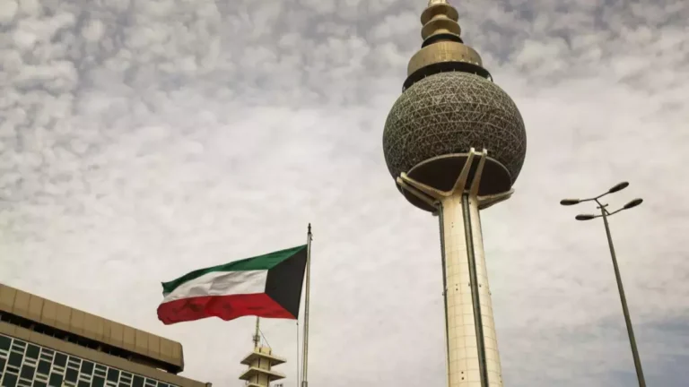 قرار الوزير فهد اليوسف يفتح آفاقاً جديدة للمواطنين مع إنشاء أربع أكاديميات متخصصة وتوفير 20 ساعة تدريب لقيادة أوبر وكريم