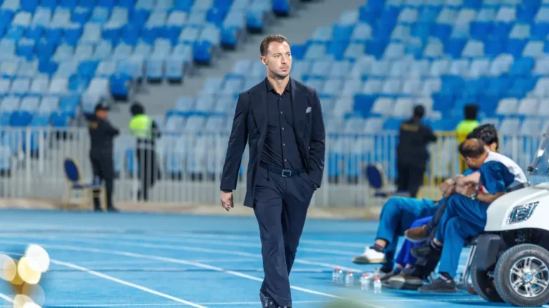 الأهلي يفاجئ الجماهير بقرار حول ديميرال المصاب والنجم التركي يخطط للرحيل في الصيف