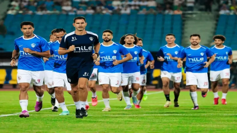 موعد مباراة الزمالك والمصري الجمعة القنوات الناقلة وصراع الصدارة يحتدم