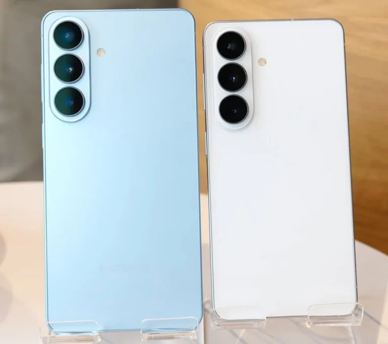 سعر ومواصفات Samsung Galaxy S26 الجديد.. موبايل سامسونج الصغير اللي عامل ضجة جامدة