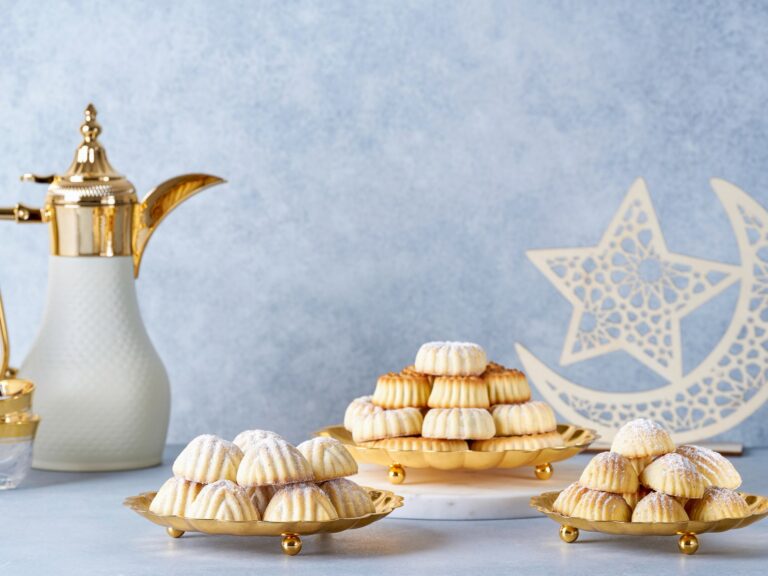 موعد عيد الفطر 2024 ومدة الإجازات في الدول العربية والإسلامية