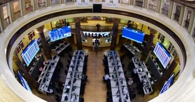 أين تذهب أموال المصريين في ظل تداول 73 مليار جنيه مشتريات أسهم بالبورصة خلال خمسة أيام فقط