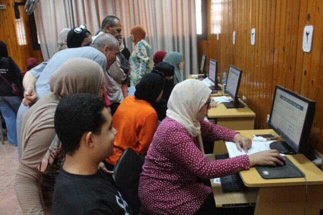 بعد ساعات قليلة سيتم الإعلان عن نتائج تنسيق المرحلة الثانية للقبول بالجامعات والمعاهد في مصر الالتحاق بالجامعات أصبح أقرب من أي وقت مضى