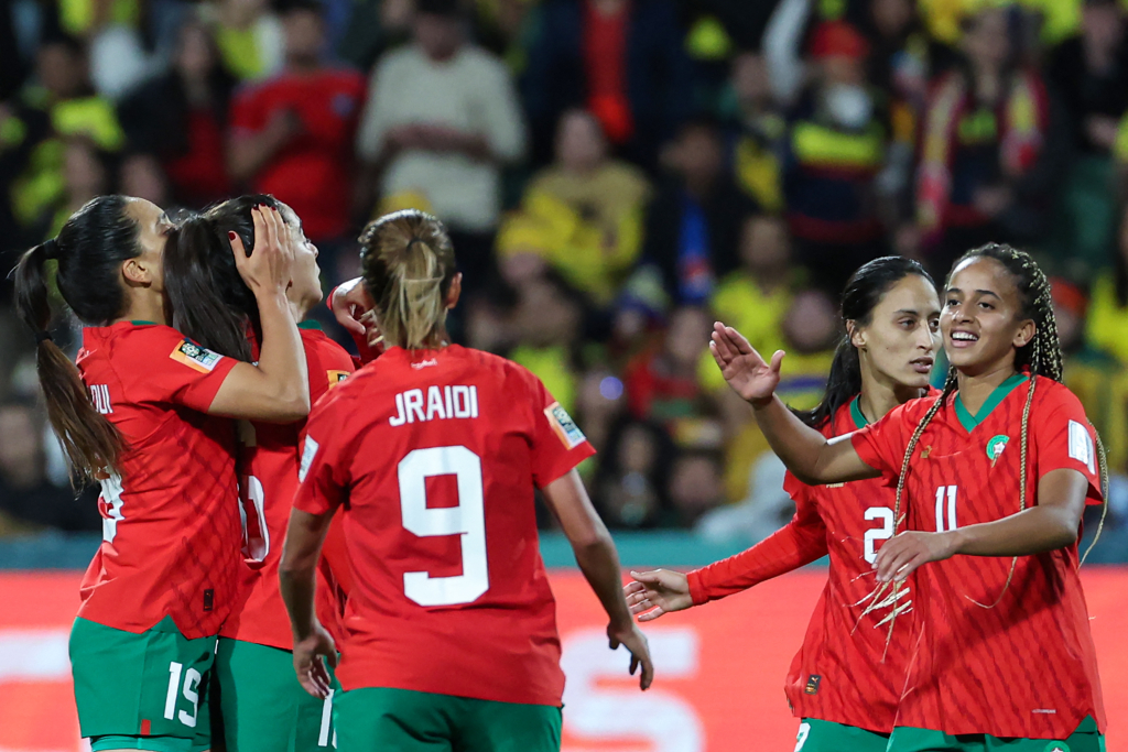 تاريخ حافل يجمع المغرب والجزائر في ديربي مغاربي مثير من أجل نيل الميدالية البرونزية في البطولة المرموقة