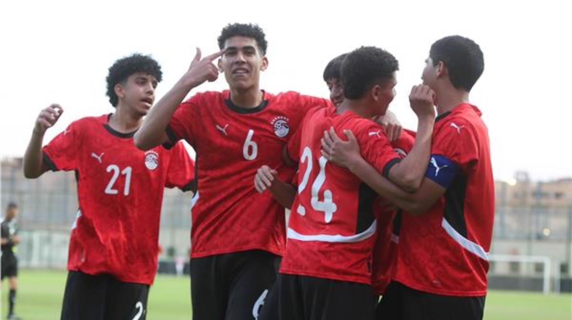 حسين عبد اللطيف يختار معسكر منتخب الناشئين استعدادًا للمشاركة في دورة سويسرا العالمية المقبلة