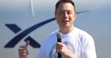 خطة إيلون ماسك الطموحة لدمج تقنيات SpaceX المتطورة في سيارات Tesla لتعزيز الابتكار وتحسين الأداء