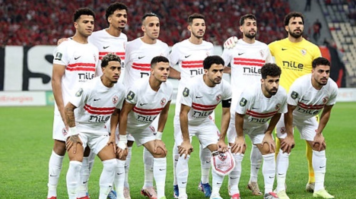 زمالك الأناقة يتألق بالقميص الجديد الأبيض وزخارف النجوم الذهبية في إعلان رسمي مميز للموسم المقبل