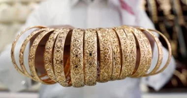 سعر الذهب المسائي اليوم الأحد في 16 أغسطس 2026 واستقرار عيار 21 يلفت الأنظار للأسواق المالية