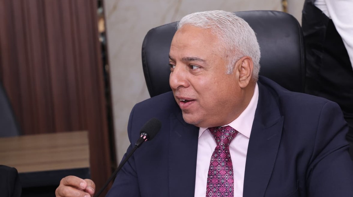 غرفة الأخشاب تحذر من خطر يهدد صناعة الأثاث المصرية وتطالب الحكومة بتنفيذ ثلاثة إجراءات عاجلة لإنقاذ القطاع